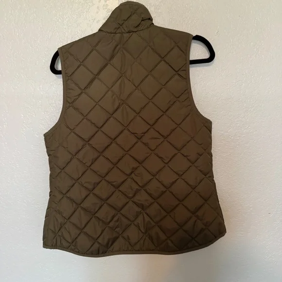 Old Navy Quilted Olive Vest - Picture 3 of 3